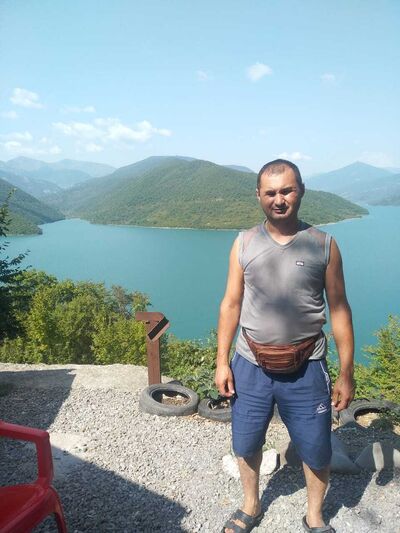  ,   Vladimir, 46 ,   ,   