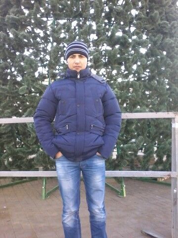  6919016  FARHAT, 39 ,    