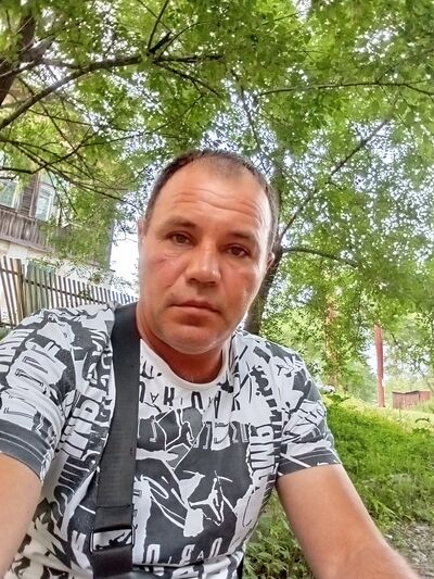  ,   Yrik, 43 ,   ,   