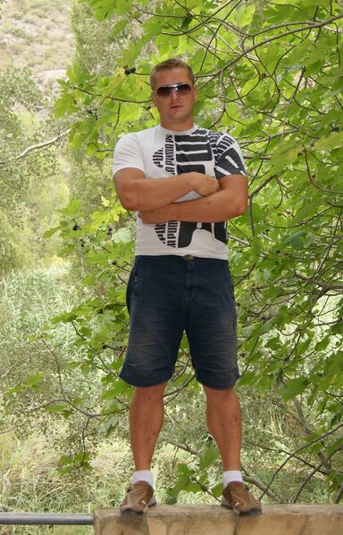  ,   Arunas, 46 ,   ,   , c 