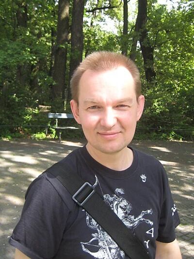  ,   Theo, 49 ,   ,   