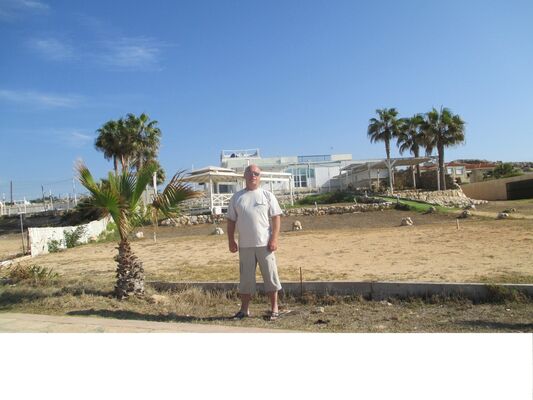   ,   Anatoli, 68 ,  