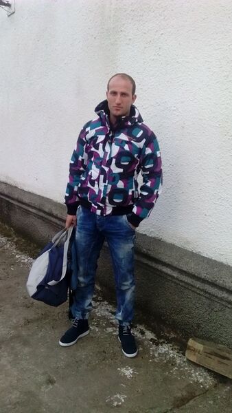  ,   Geluk, 27 ,   ,   , c 