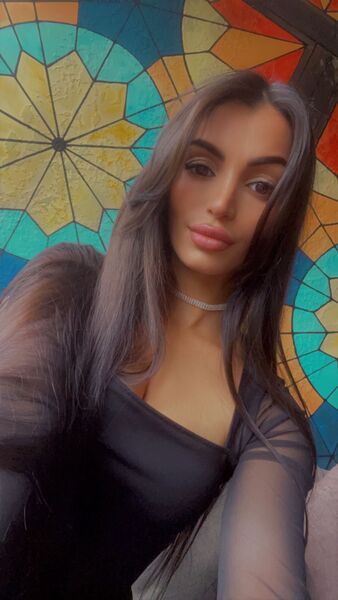  ,   Lili, 29 ,     , c 