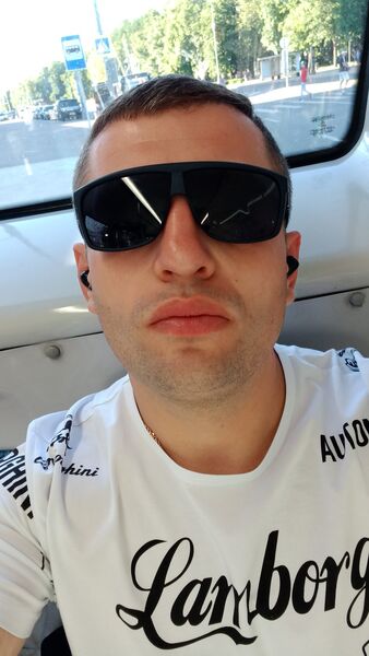  ,   Evgenie, 39 ,   ,   