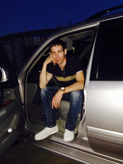  ,   Artem, 47 ,   ,   , c 