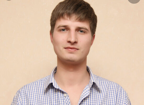  ,   Andrej, 40 ,   ,   