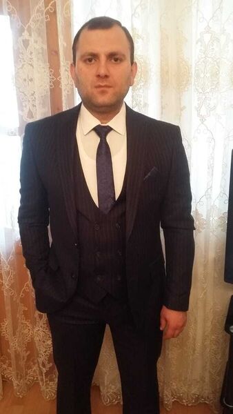  Esenyurt,   Elvin, 45 ,   ,   , 