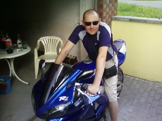  ,   Evaldas, 42 ,   ,   , c 