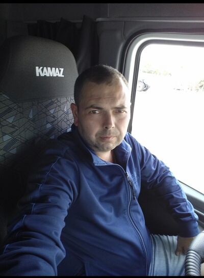  ,   Igor, 47 ,   ,   