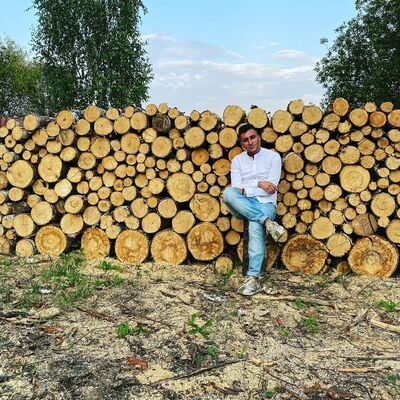  ,   Viktor, 38 ,   ,   , c , 