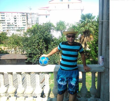  ,   David, 42 ,   ,   , c 