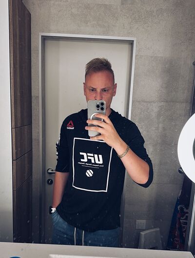  ,   Zer, 28 ,   ,   , 