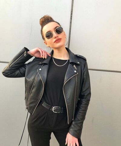  ,   Masha, 24 ,   ,   