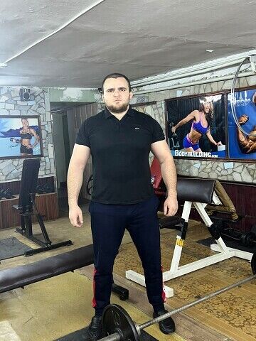  31142476  Wrestling, 37 ,    