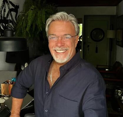  ,   Martin, 55 ,   ,   