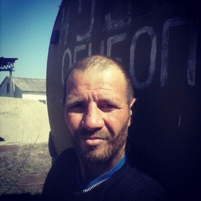  ,   Aleksei, 42 ,   ,   , c 