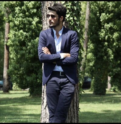  ,   Tekin, 33 ,   ,   , c , 