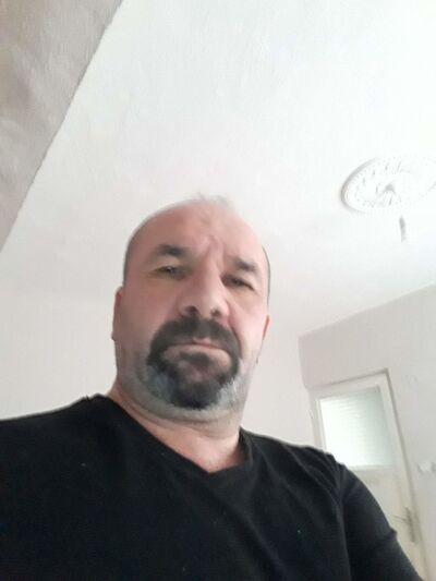  ,   Ahmet, 61 ,     , c 