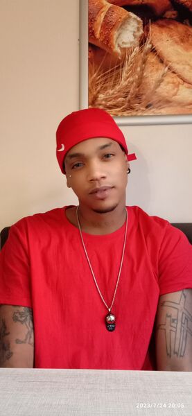  ,   Kevin, 27 ,   ,   