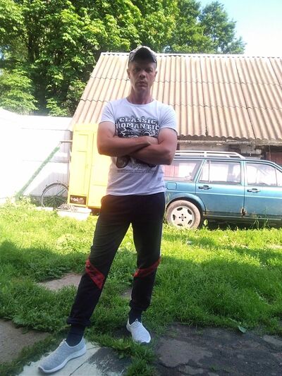  ,   Sergei, 38 ,   ,   , c 