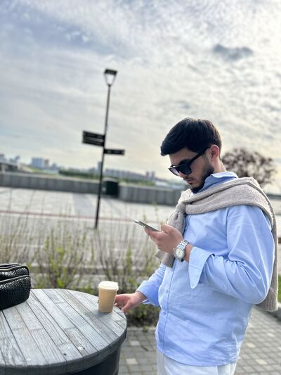  ,   Joni, 24 ,   ,   