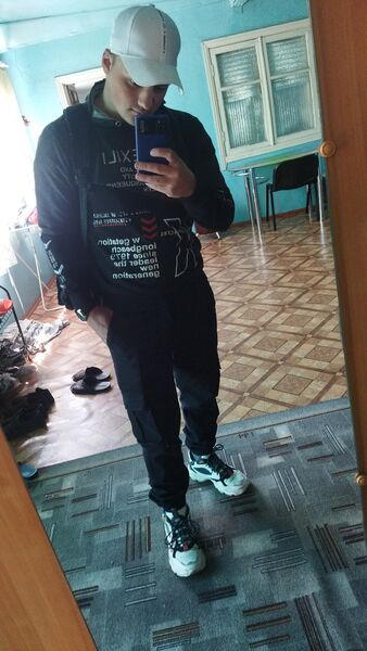  ,   Stepan, 22 ,   ,   
