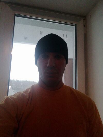  ,   Sergey, 39 ,   