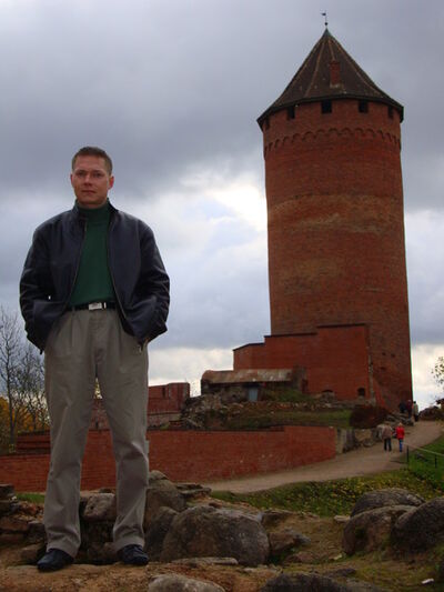  ,   Aleksej, 48 ,   ,   , c 