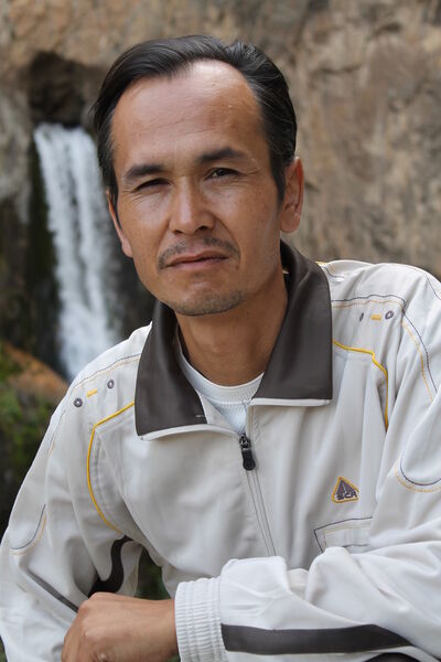  ,   Samir, 48 ,   