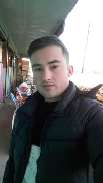  ,   Fakhri, 28 ,     , c 
