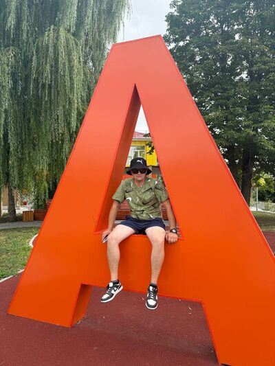  ,   , 28 ,   ,   , c 