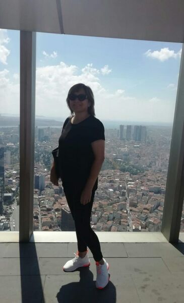  ,   Leyla, 60 ,   ,   