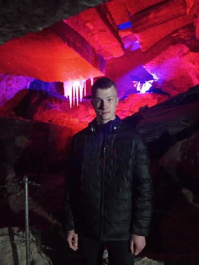  ,   Maxim, 20 ,   c 