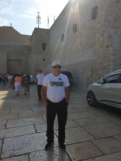  ,   Valery, 61 ,     , c 