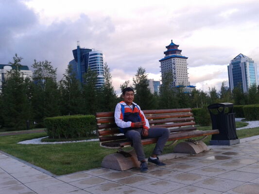  ,   Daniyar, 31 ,   ,   , c 