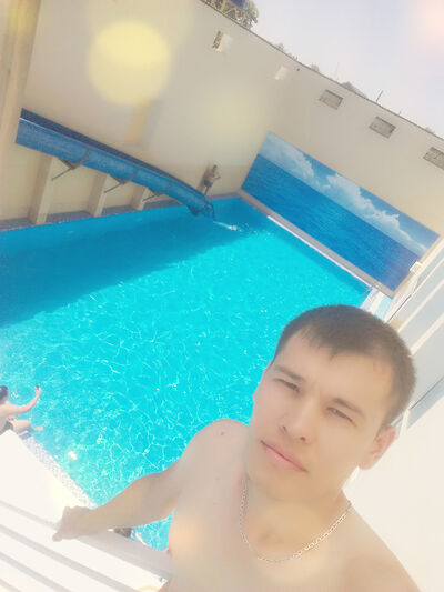  ,   Ruslan, 33 ,   ,   , c 