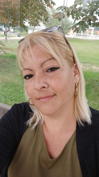  ,   Dayli, 42 ,   ,   