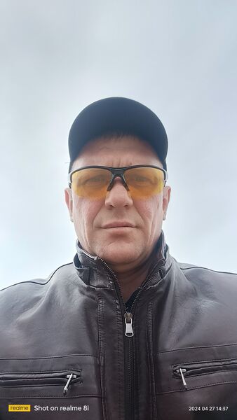  -,   Denis, 42 ,   ,   