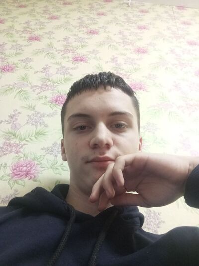  ,   Danyll, 18 ,   ,   