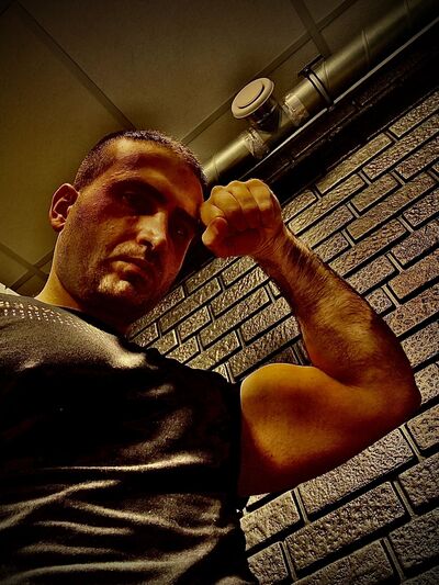  ,   Hazem, 27 ,   ,   