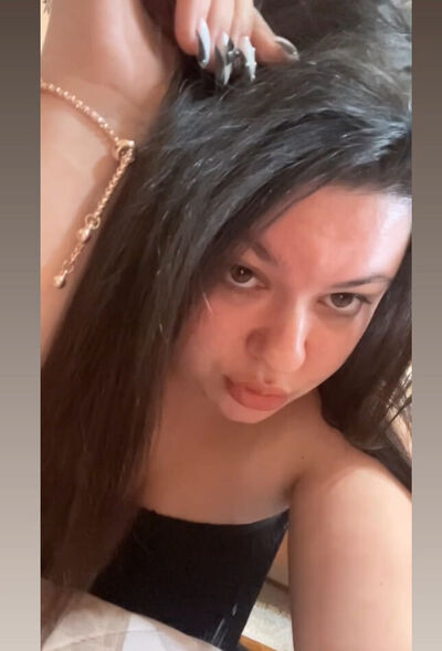   ,   Donika, 20 ,   ,   