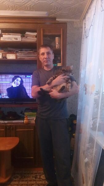  ,   Erik, 44 ,   ,   , c 