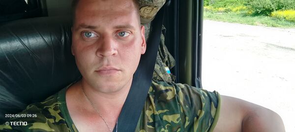  ,   Gosha, 28 ,   