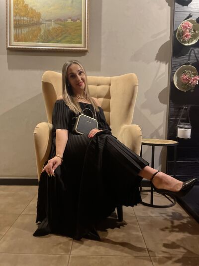  ,   Sofi, 35 ,   c 
