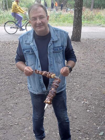   ,   Misha, 52 ,   ,   