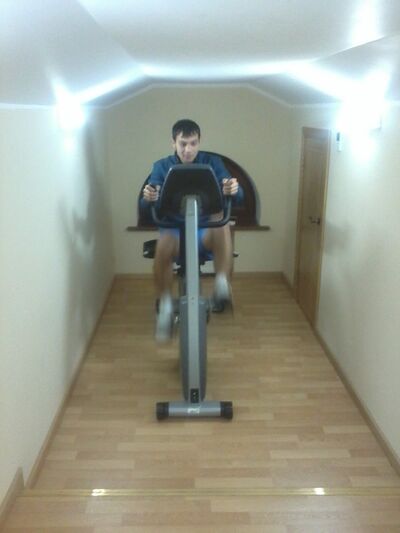  ,   Azam, 37 ,   ,   , c 