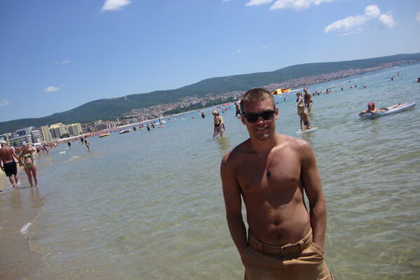  ,   Evghenii, 36 ,   
