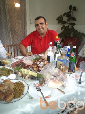  ,   Alen, 49 ,   
