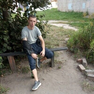  ,   Denis, 38 ,   ,   , c 
